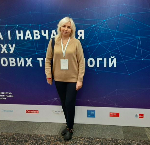 Лариса Середюк - курси англійської мови